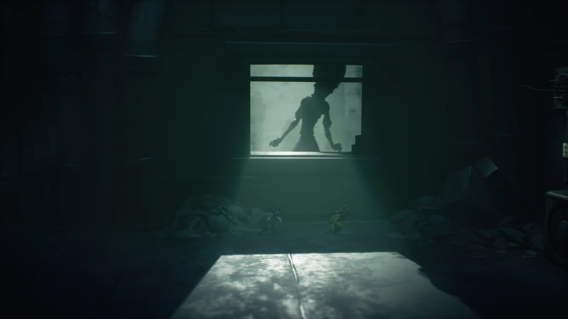 Review: Little Nightmares 3 entrega experiência diferente, mas familiar Com cerca de 10 anos de estrada, a franquia Little Nightmares já possui uma base de fãs consolidada no mundo dos games, e a Bandai Namco está ciente disso. Apesar da vontade do estúdio Tarsier de encerrar a série com dois games principais e um spin-off, a publisher resolveu seguir o seu próprio caminho — algo que nem sempre dá certo no mundo dos games. Review: Little Nightmares 3 entrega experiência diferente, mas familiar
