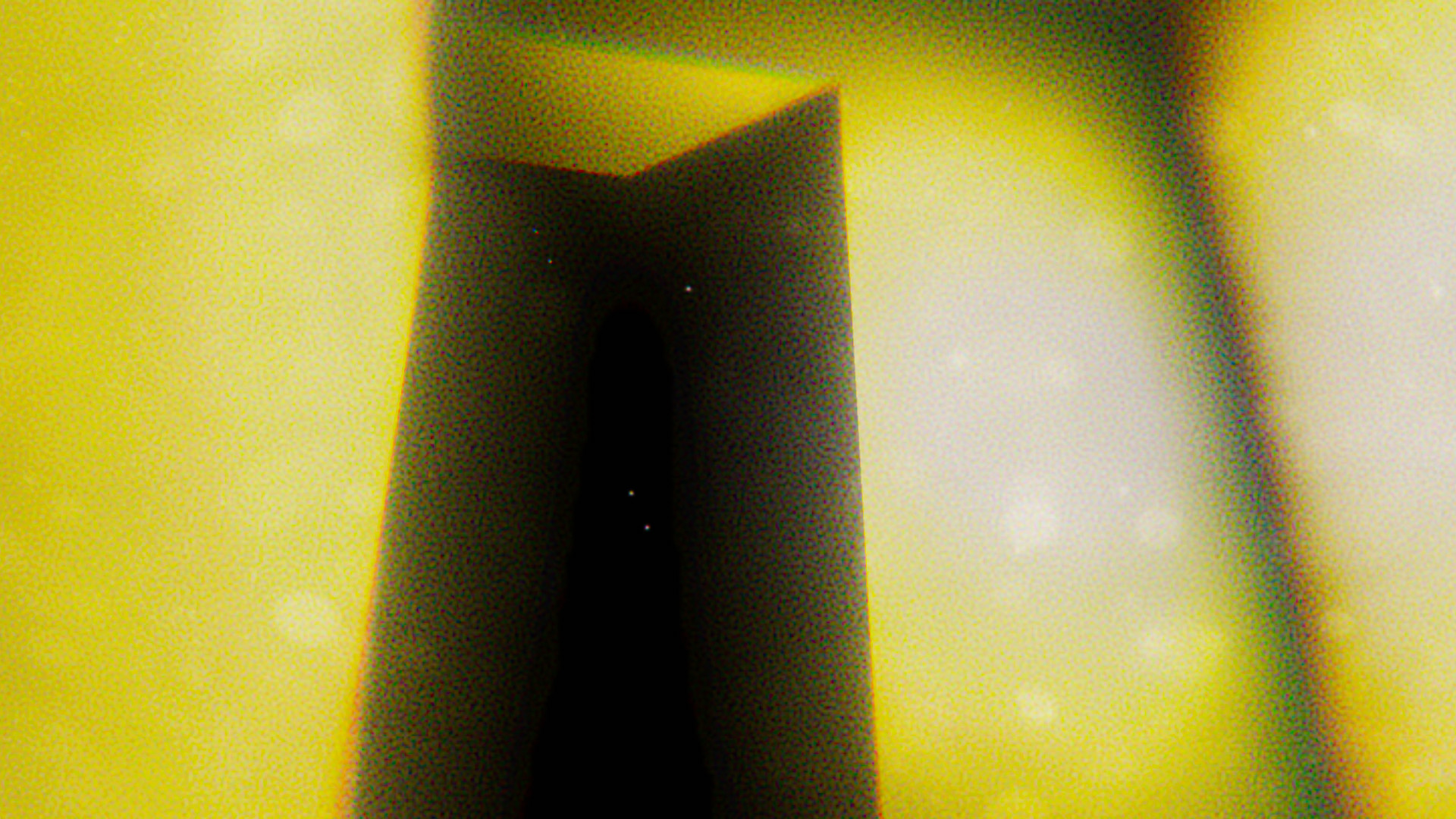 Distorted screenshot 3