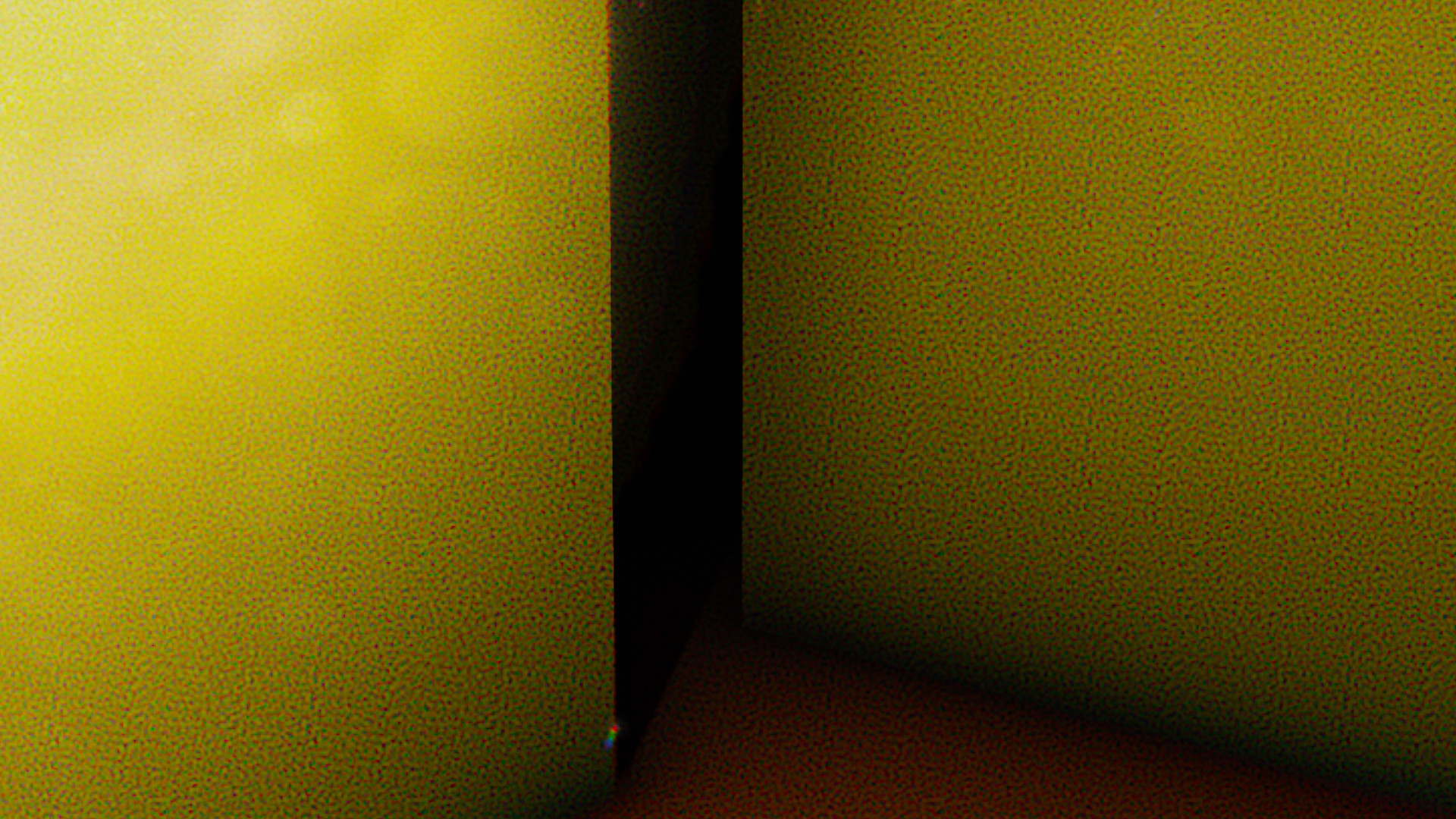 Distorted screenshot 4