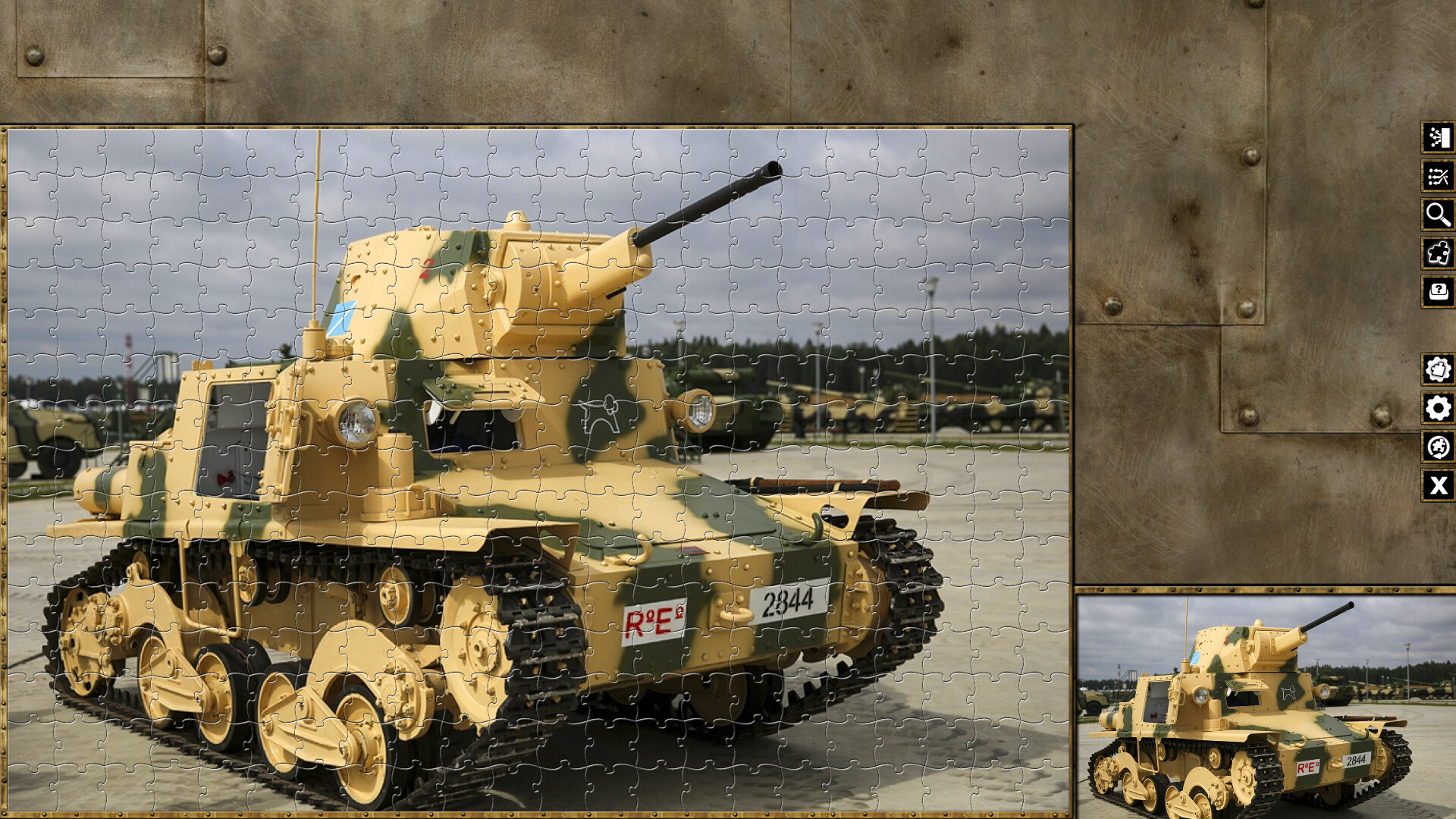 Pixel Puzzles WW2 Jigsaw - Pack: Italian Tanks screenshot 1