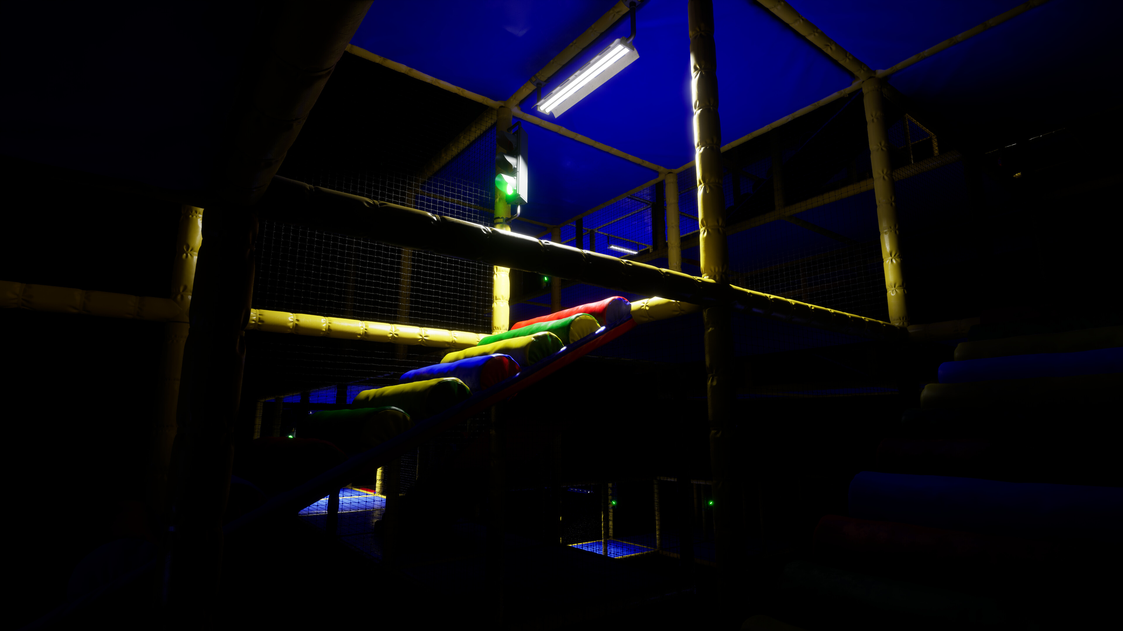 Backrooms: Escape Together screenshot 15