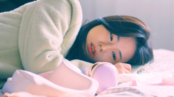 图片[2]-禁止过分投入/Love Too Easily 真人互动影游 中文版下载- 小镇青年游戏社-小镇青年游戏社