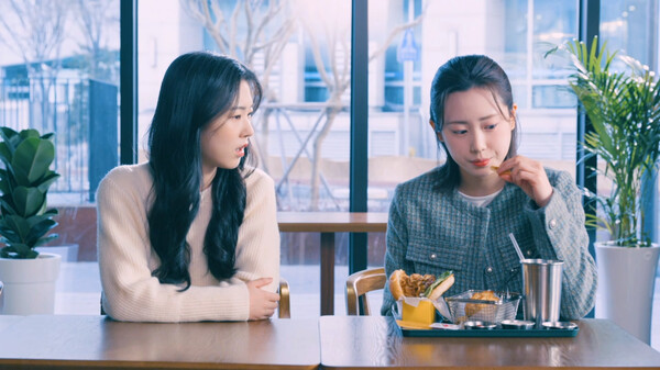 图片[3]-禁止过分投入/Love Too Easily 真人互动影游 中文版下载- 小镇青年游戏社-小镇青年游戏社