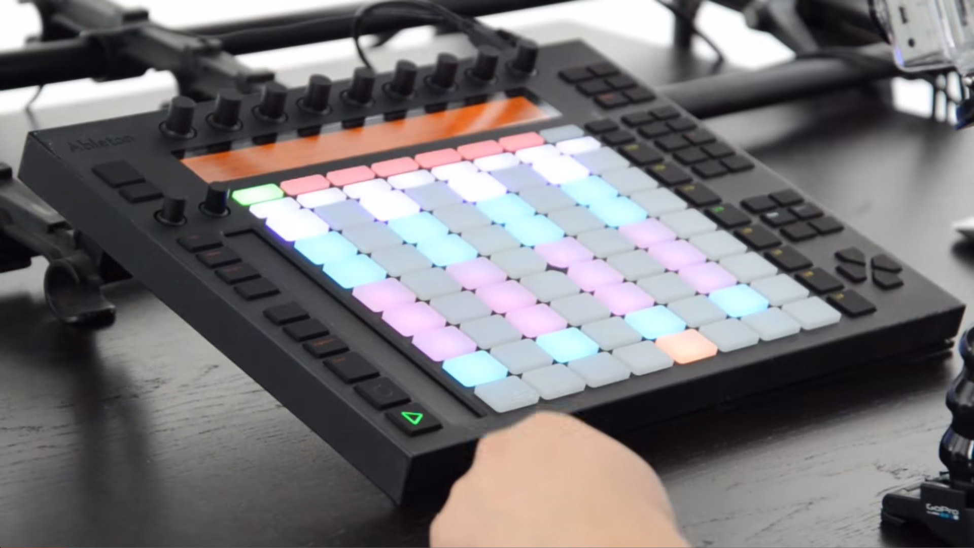 Liquid Rhythm Push Control screenshot 2