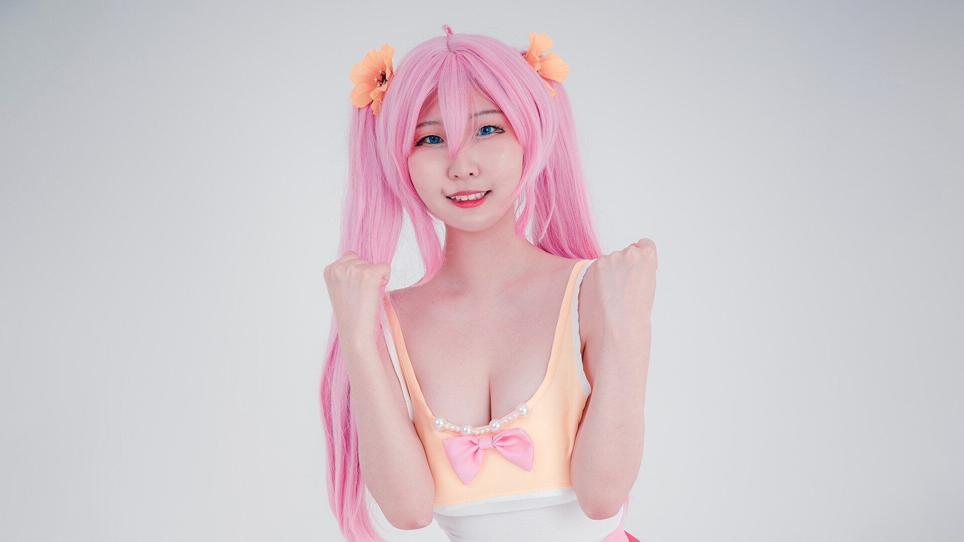 Noelle Does Her Best! - Official Noelle Cosplay by Rana screenshot 1