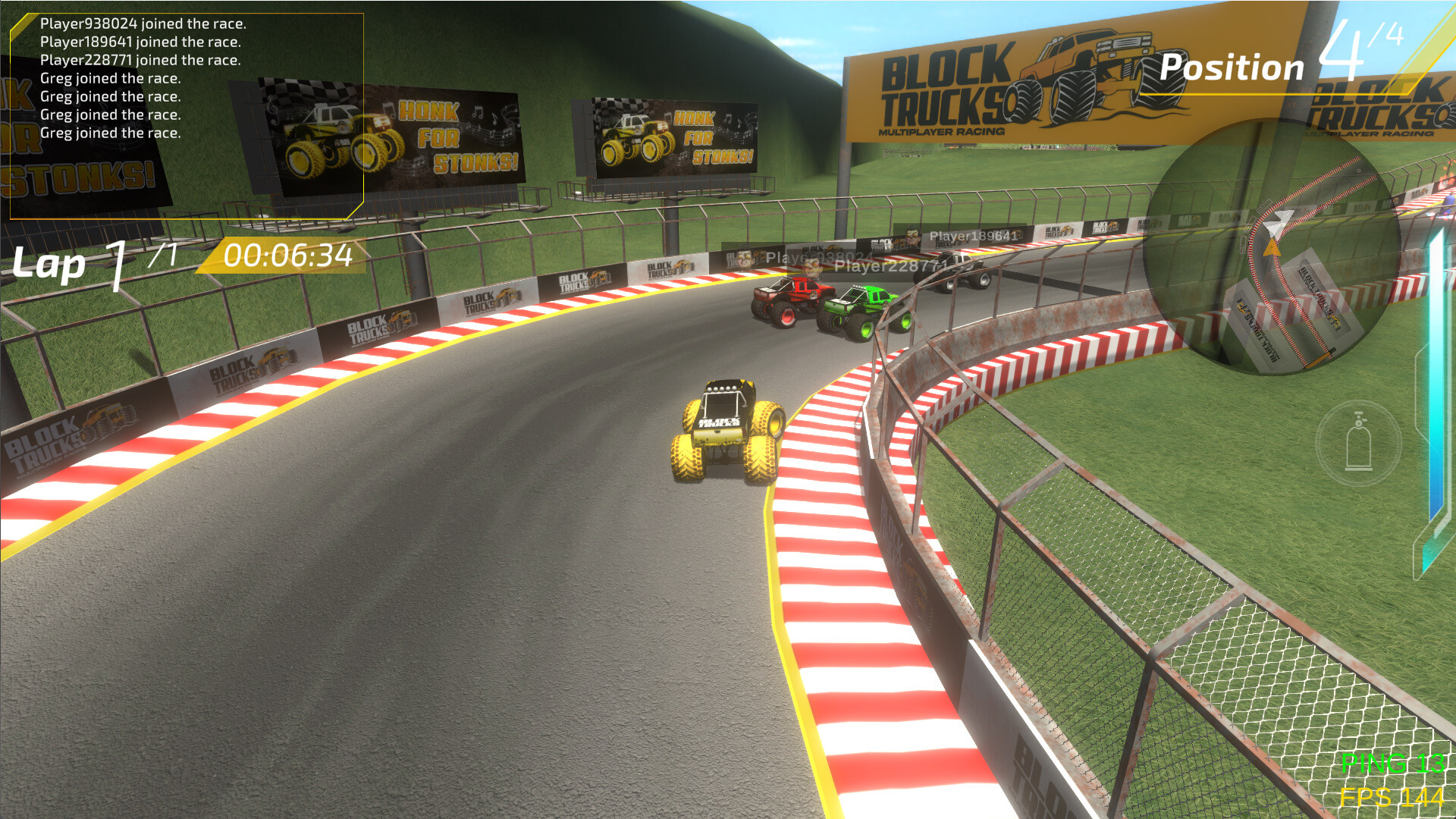 SuperTrucks Multiplayer Racing screenshot 3