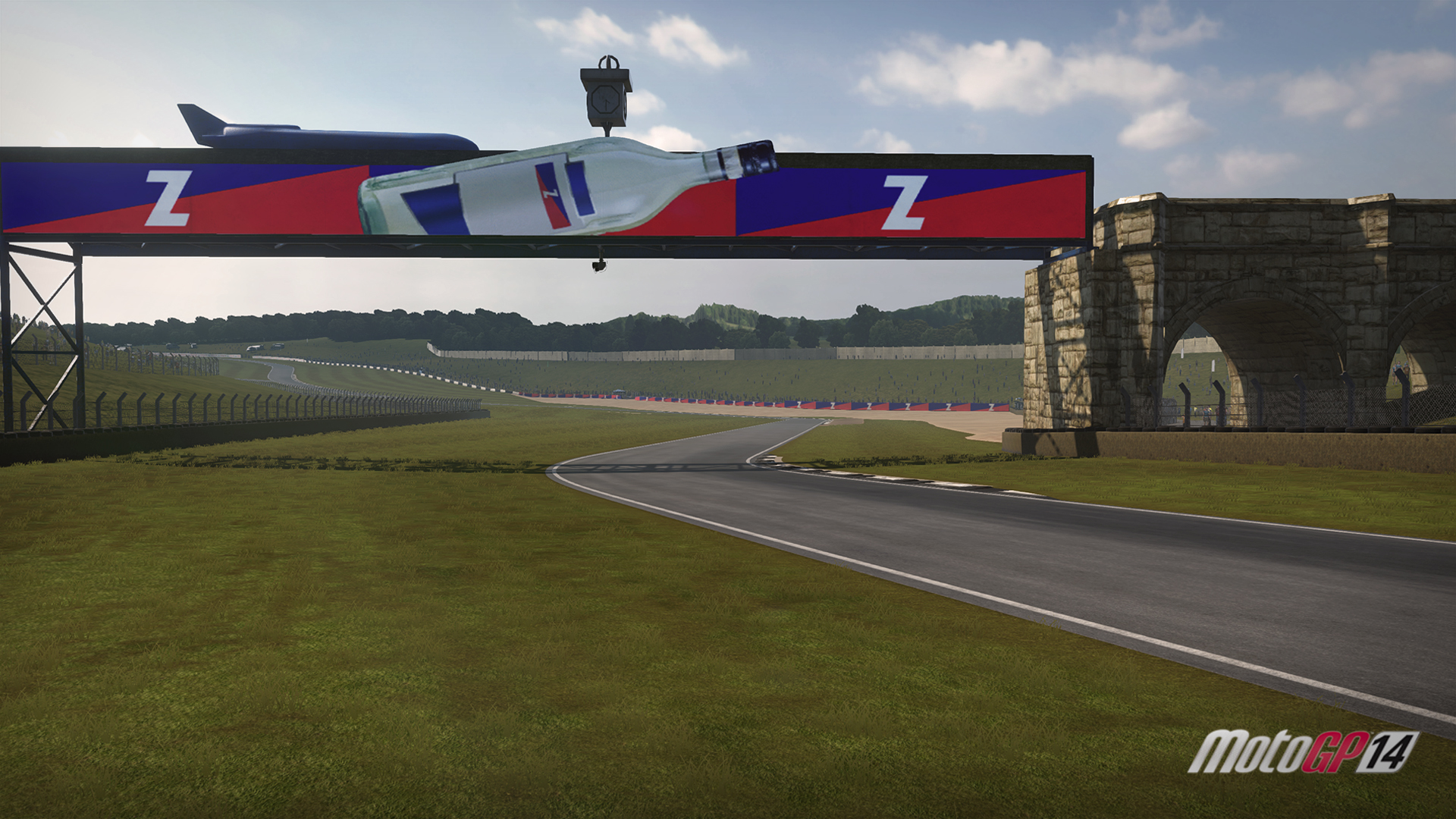 MotoGP 14 Donington Park Circuit DLC screenshot 17