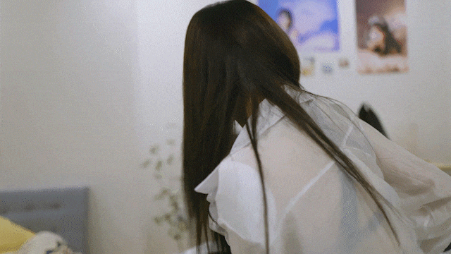 图片[1]-阿西, 美女室友竟然…？-皮皮游戏仓库