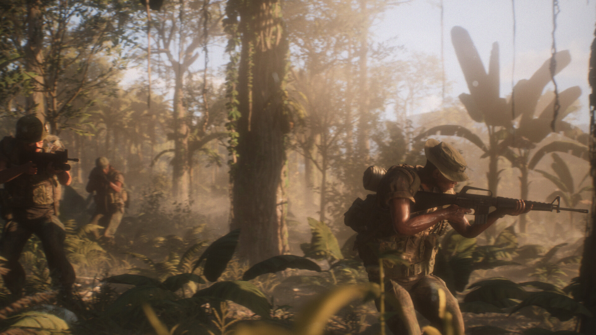 密林を進む『Hell Let Loose: Vietnam』の兵士たち