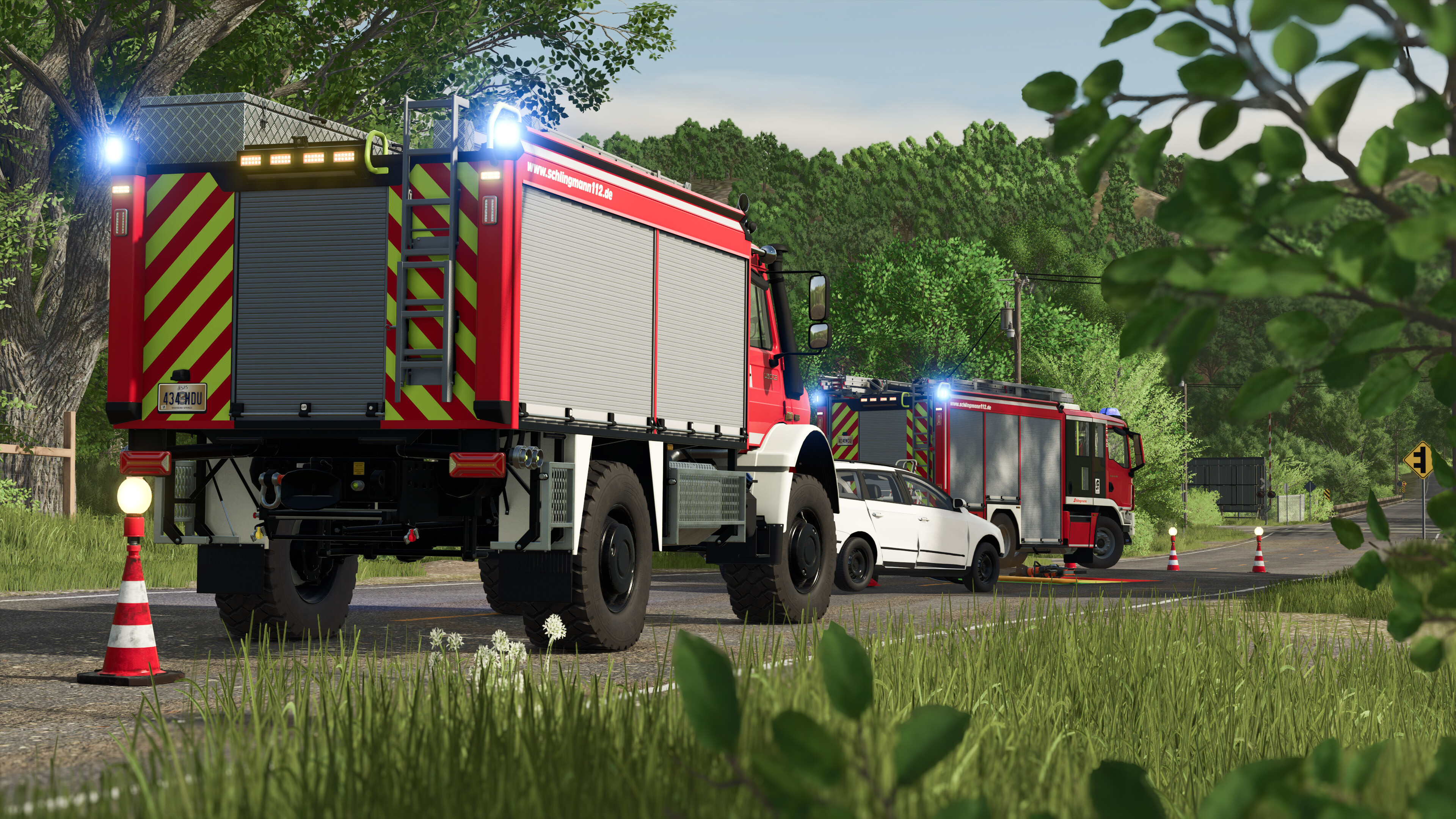 Farming Simulator 25: Emergency Pack screenshot 7